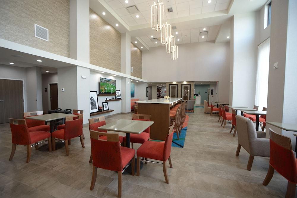 Hampton Inn & Suites Oklahoma City/Quail Springs Екстериор снимка