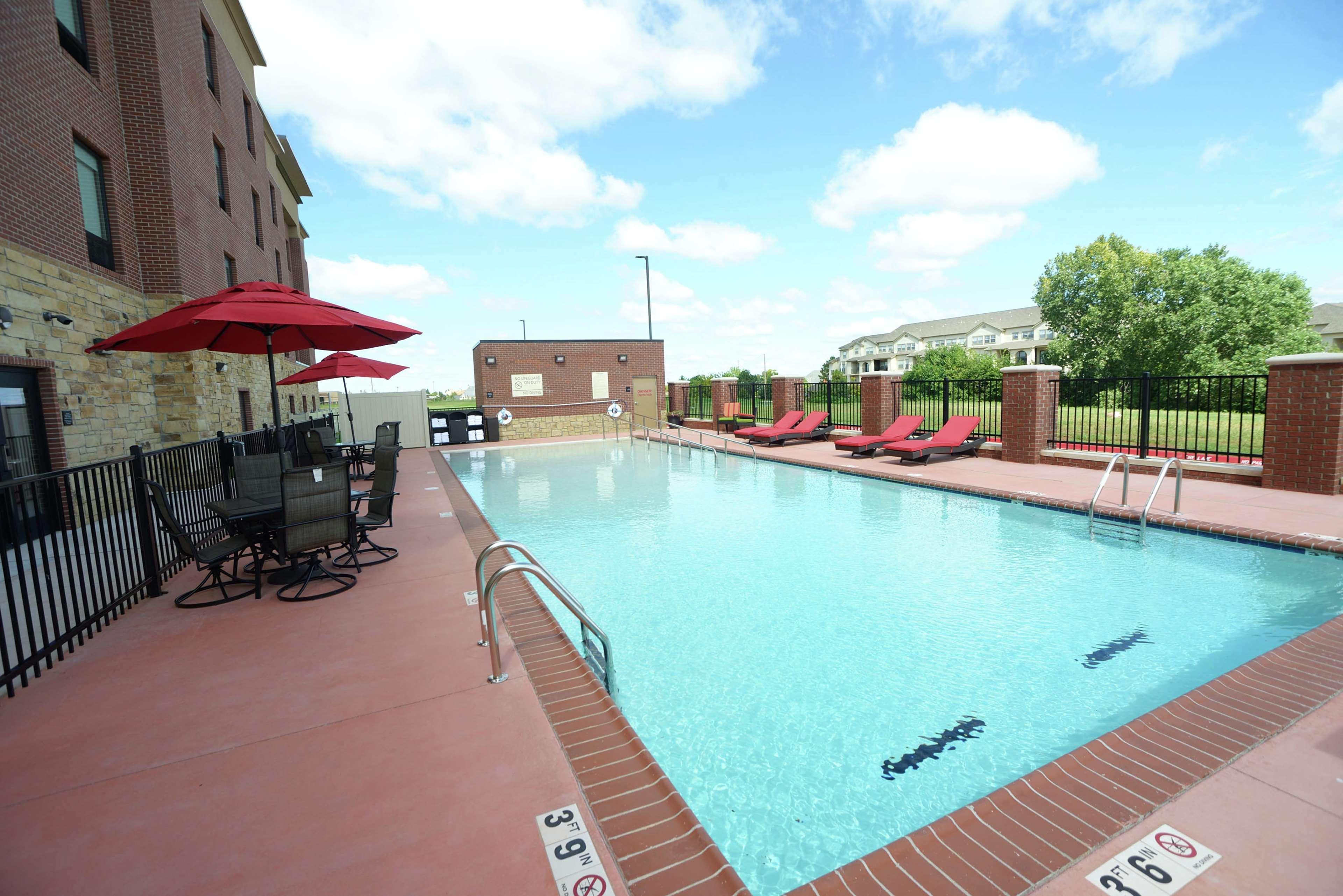 Hampton Inn & Suites Oklahoma City/Quail Springs Екстериор снимка