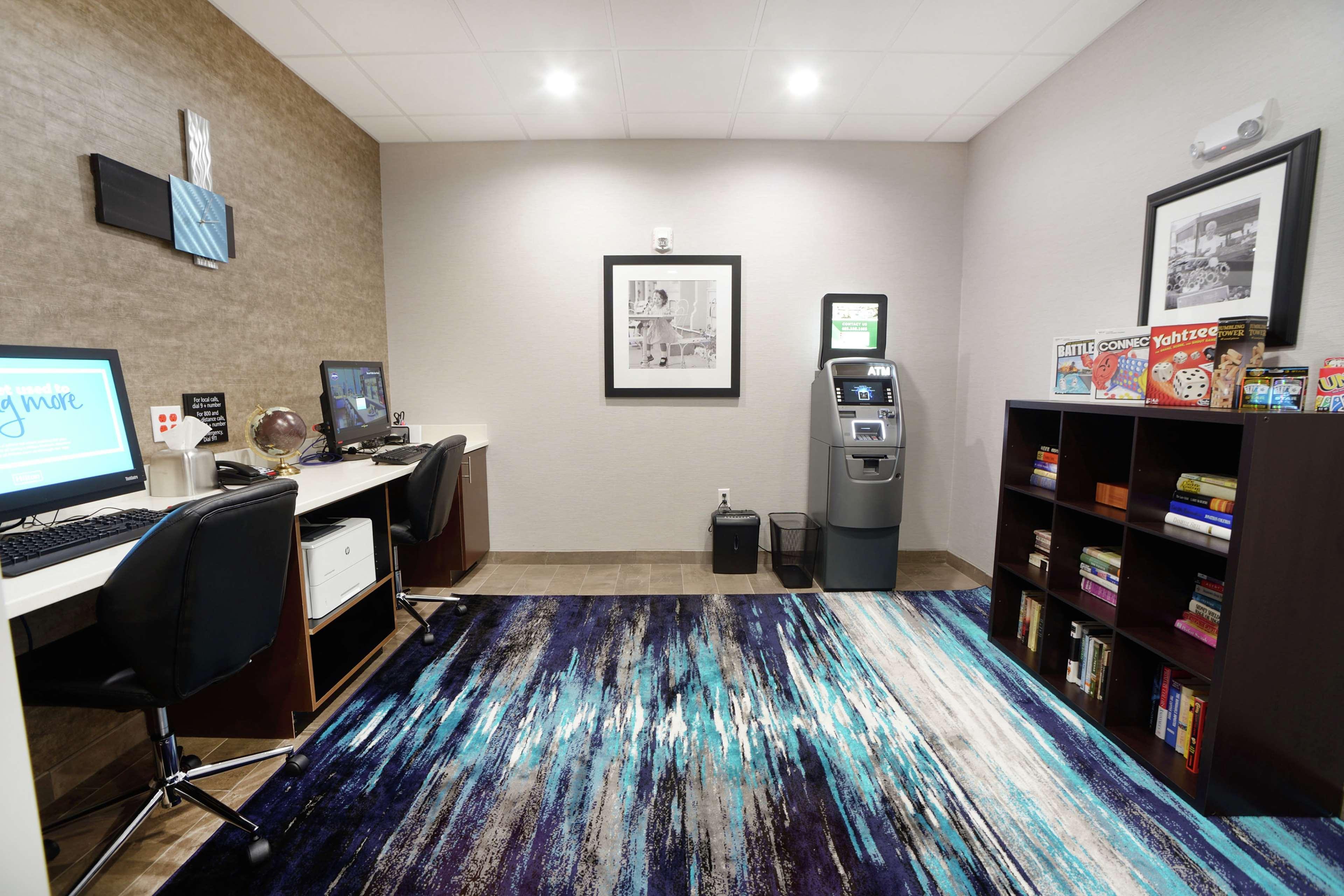 Hampton Inn & Suites Oklahoma City/Quail Springs Екстериор снимка