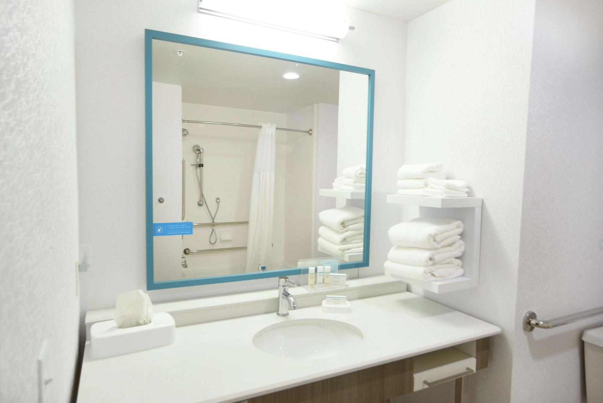 Hampton Inn & Suites Oklahoma City/Quail Springs Екстериор снимка
