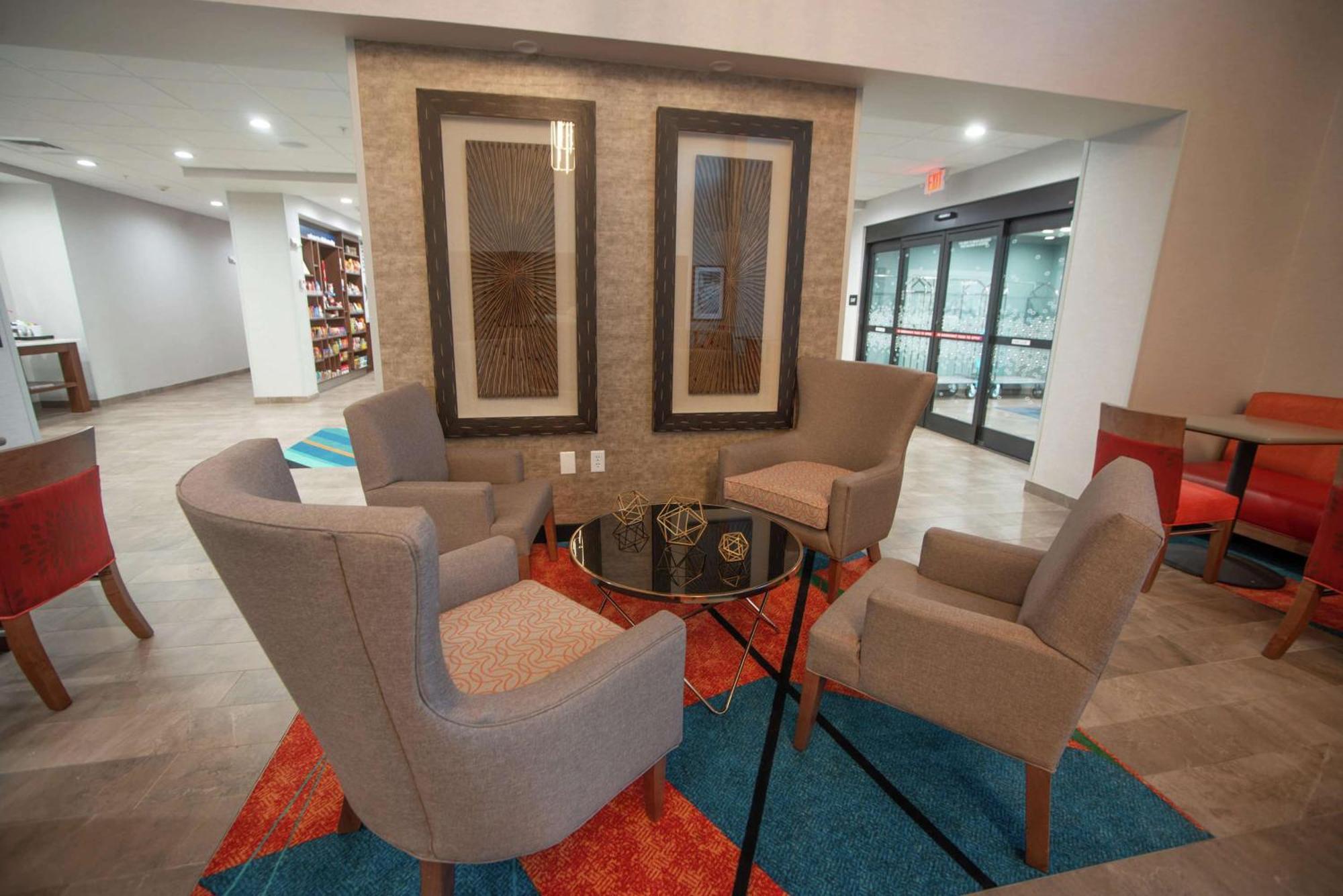 Hampton Inn & Suites Oklahoma City/Quail Springs Екстериор снимка